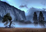 [Royal Arches & Morning Mist, Yosemite Valley, 3 kb]
