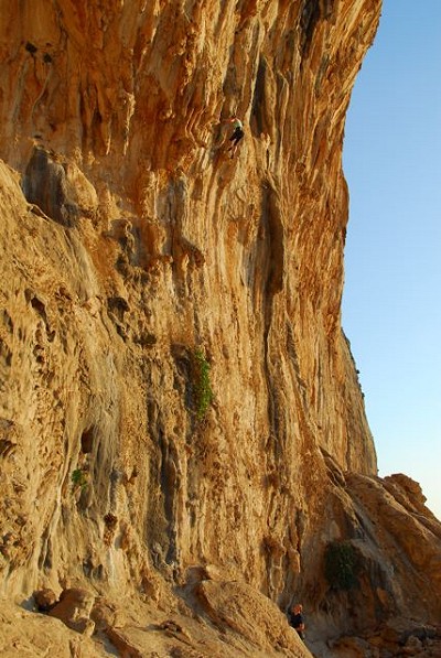 Diane on Monahiki Elia F6a+ - Grande Grotta - kalymnos.jpg  © Hobbes