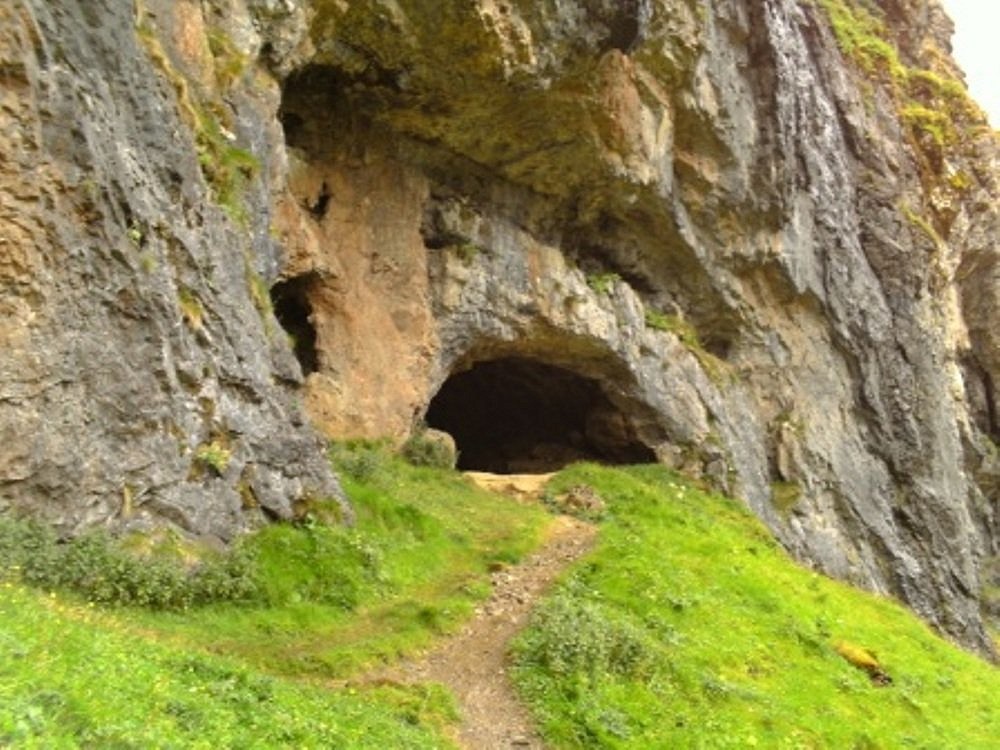 bone caves, sutherland  © chriz