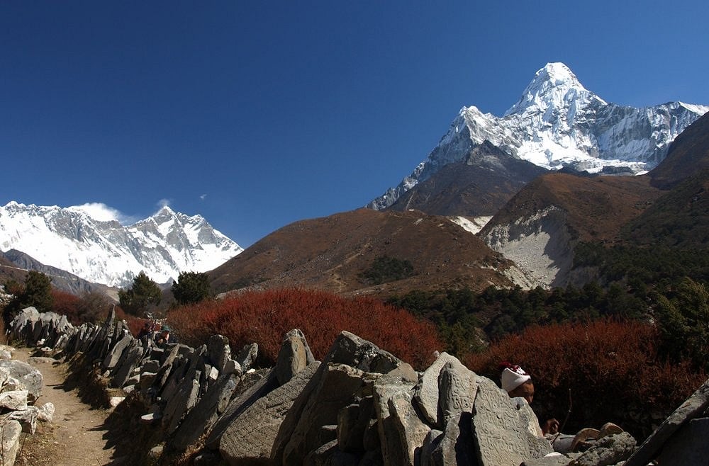 Mani Stones, Everest, Lhotse and Ama Dablam  © Knitting Norah
