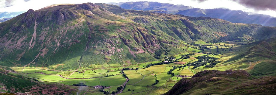Looking down into Langdale from Pike O Blisco  © peteclark