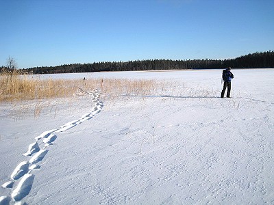 Snow shoeing in the Canadian boonies  © Bobt