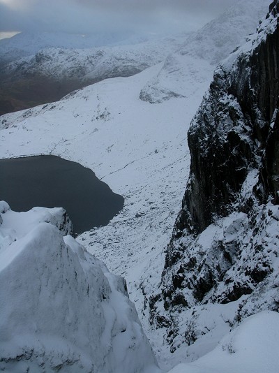 Looking down Easy Gully on Pavey Ark  © Michael Ryan