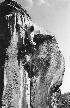 Graham Hoey finishing Barbarian (E5) in 1984   © Ian Smith
