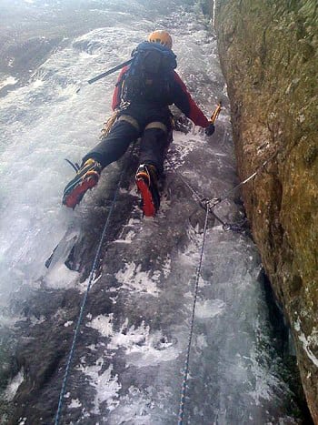 Jack Geldard leading on The Black Cleft VII,7  © Ray Wood (snapped on iPhone)