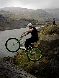 Chris Akrigg, brakeless in the Llanberis Pass  © Jack Geldard