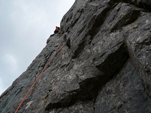 Murdo on the crux second pitch Moonshine  © petemacpherson