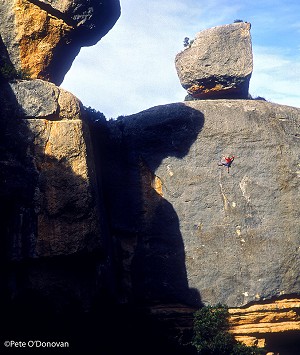 Albert Cortés on ‘Garotiña’ (7a), one of the many superb conglomerate climbs at Margalef  © Pete O'Donovan 2009