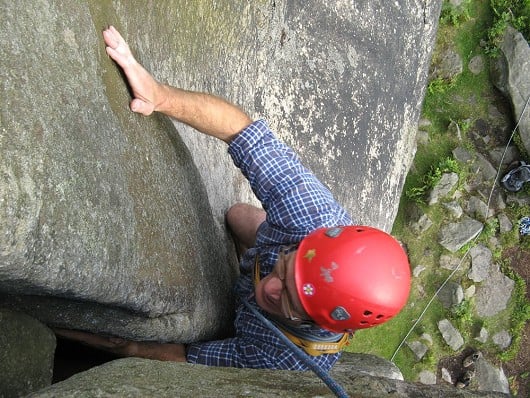 Jez Battling with the final section of Curving Crack  © krikoman