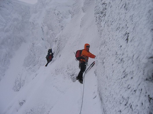 Eastern Traverse - photo taken by following climbers NiallK and Drew Connelly  © coldfell