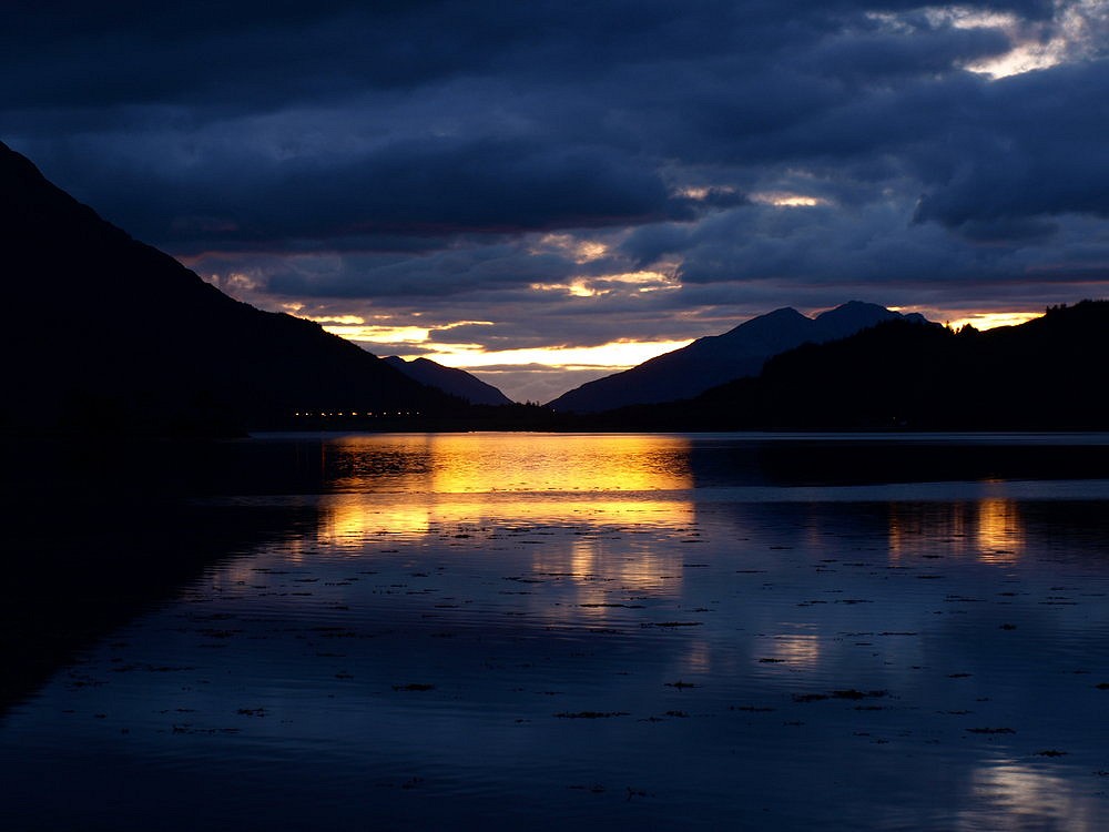Loch Leven sunset  © Scallywanderer