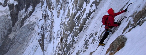 Will Sim on the "Desecures-Robach" Jorasses North Face.  © Will Sim