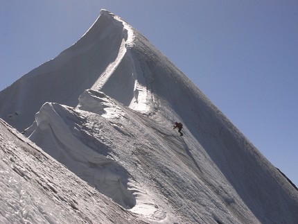 The first ascent of Ren  Zhong Feng  © Kristoffer Szilas and Martin Ploug