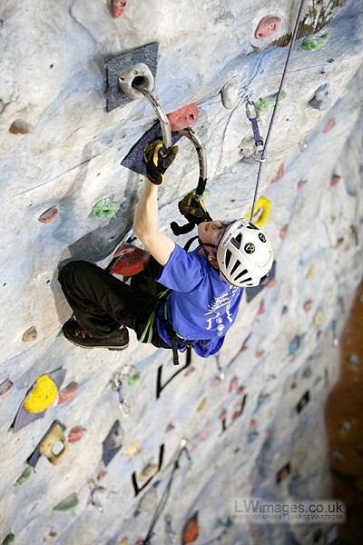 Stevie Addison competing at the finals of the 2009 Scottish Tooling Series  © Lukasz Warzecha
