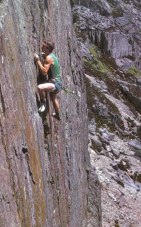 Ron Fawcett on the first ascent of Lord of the Flies  © Welsh Rock