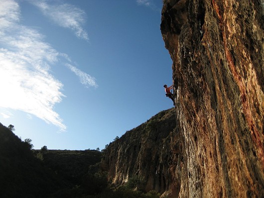 One of the best 6c+ in the Costa Blanca, even if it is 7a........  © Tyler