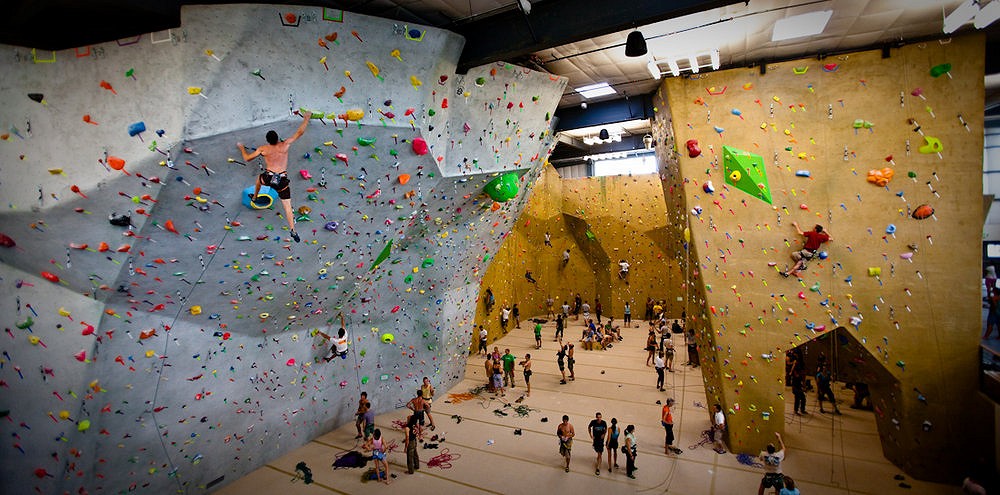 A cool shot of the massive new gym in Boulder, CO  © Rockwerx USA