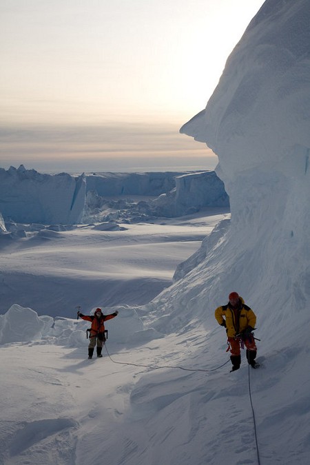 Winter trip in The Rumples  © British Antarctic Survey