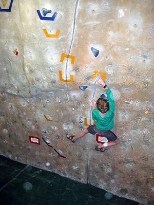 Louis James in action on the bouldering wall  © Tom Randall