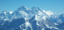 Everest, Llotse & Nuptse. Ama Dablam in foreground