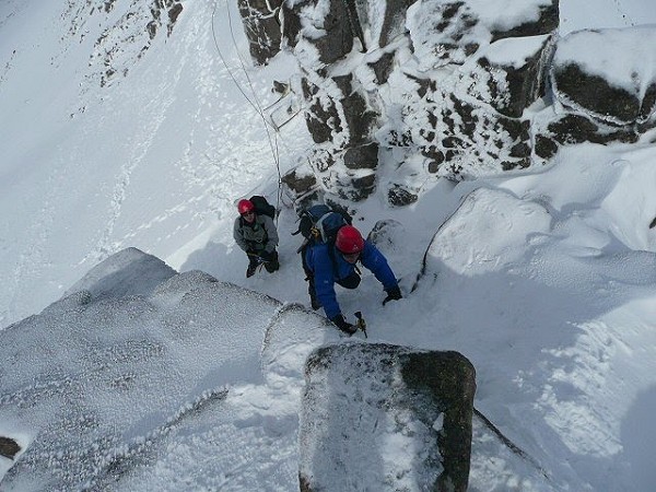 Great mountaineering on the crest of the Fiachaill Coire Snectda  © Ron Walker