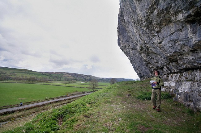 Adam checking out the lines at Kilnsey crag before climbing two F9a routes in two days.  © Vojtech Vrzba