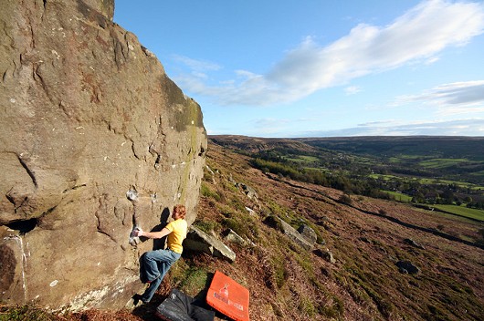 Lee on Philleas Fogg, Font 7a, Camp Hill.  © Ram MkiV