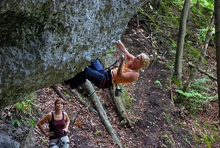 A climber cranks out Stromlinie,  UIAA 9 at Marientaler Wände  © J. Sika