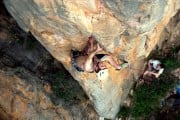 bootiful techy climbing on Yesterdays Rooster, upper yesterday gulley, arapiles.<br>© w.pettet-smith