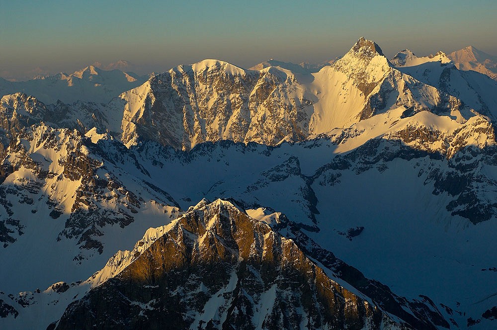 PASSEIERSPITZE, 3036 m (AUSTRIA) N 47 14 07 E 10 29 31 (taken at 2916 m )  © The Alps - A Bird's Eye View /Matevž Lenar/PanAlp