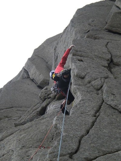 Skydiver pitch 1, Upper east face of the Rosa Pinnacle, Arran  © Roland Ascroft
