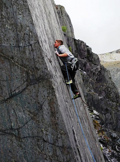 concentration while climbing up to the first bolt  © Androgenous