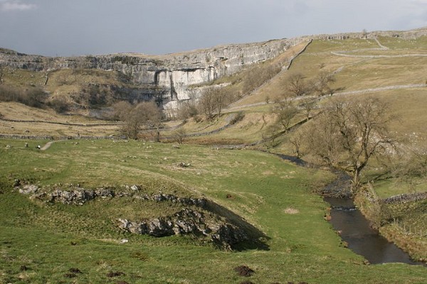 The Great Yorkshire Crag Clean Up, Ilkley Cow & Calf #1  © Harrogate Climbing Centre