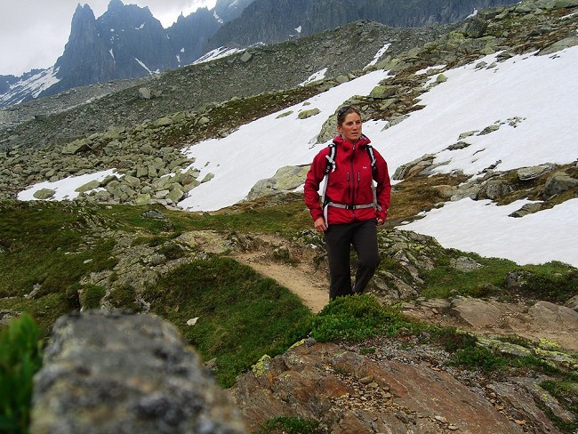 Hiking Grand Balcon Nord, on the run from another thunderstorm!  © Susie Burt
