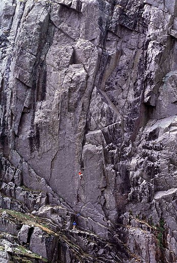 Dave Birkett on Welcome to the Cruel World (E9), Scafell East Buttress  © Mark Glaister - Assistant Editor