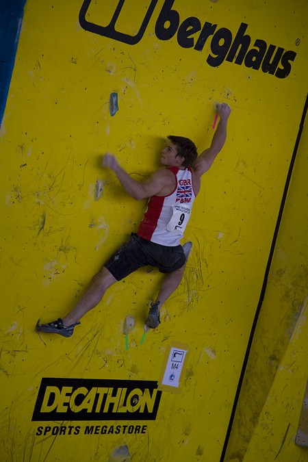 Dave Barrans coming 28th in the Sheffield round of the 2010 bouldering world cup.  © Jack Geldard / UKC