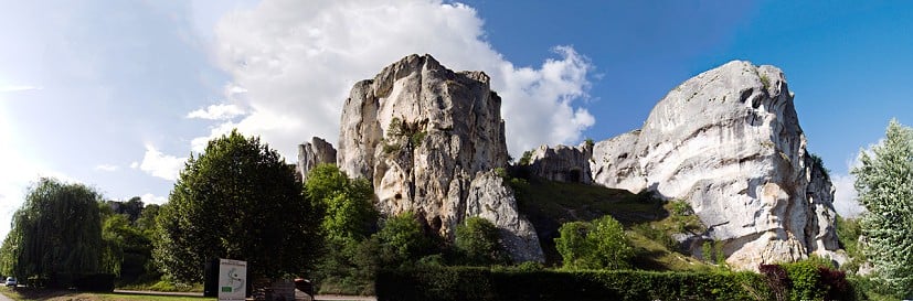 The stunning pocketed walls of Le Saussois - roadside climbing at its finest?  © Justin T