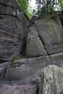 Harrison's rocks, Easy gully 1b and fingernail crack 1b