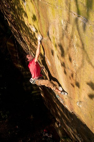 Jordan Buys dispatching The Cartel E7 6c ground up with one fall.                        © Joel Pixley