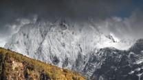 Unknown mountain in Yunnan province China (Tiger leaping gorge trail)