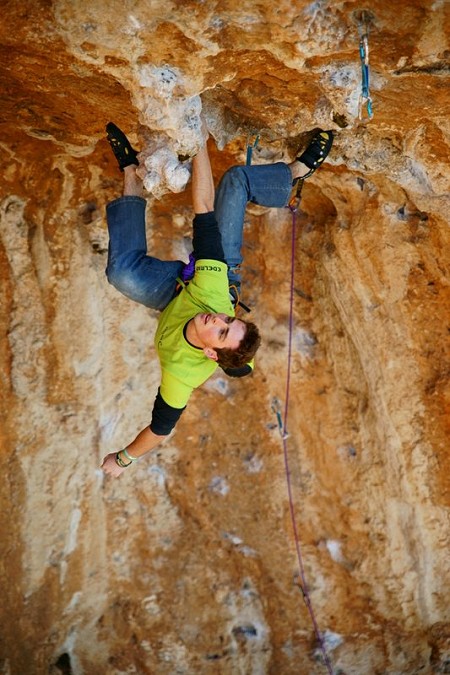 Robbie Phillips climbing Daniboy, 8a  © Will Carroll