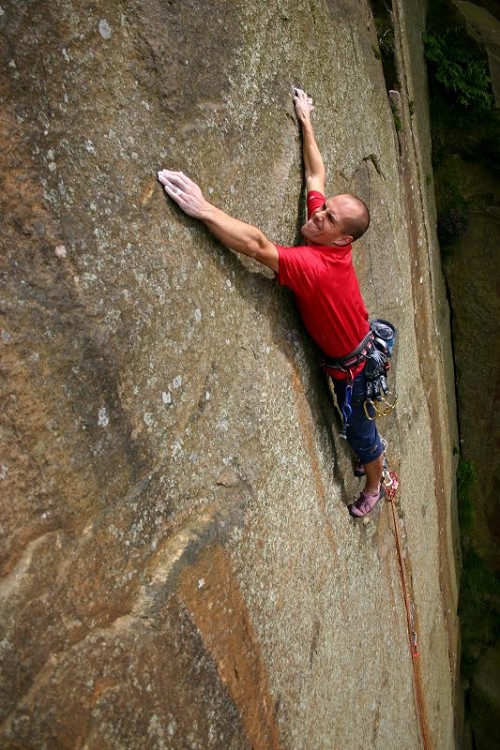 Adrian Berry, happy with his gear and certainly not saying 'take' on Time for Tea (E3 5c), &copy http://Climbers.net  © http://Climbers.net
