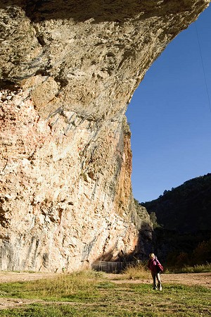 Another view of Angela Eiter at the awesome Santa Linya Cave, November 2010  © Jack Geldard