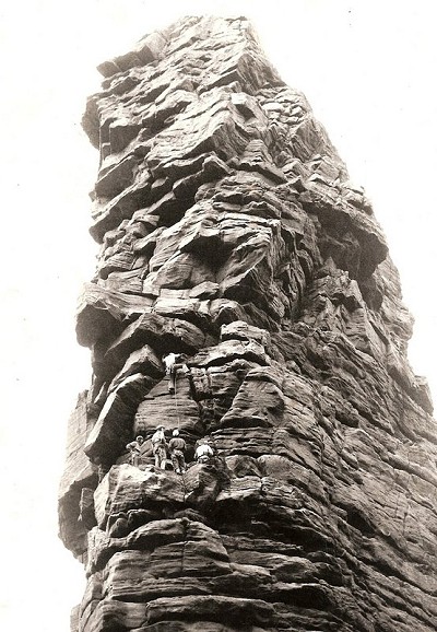 Lakes climbers on the Old Man of Stoer  © boje