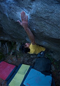 Paul Robinson on From dirt grows the flowers left, 8C  © Fred Moix
