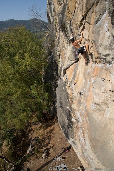 Mid crux on the Beehouse  © TC Changed