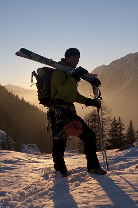 Jon Griffith soaking up the sun after skiing the Vallee Blanche, Chamonix  © Jack Geldard