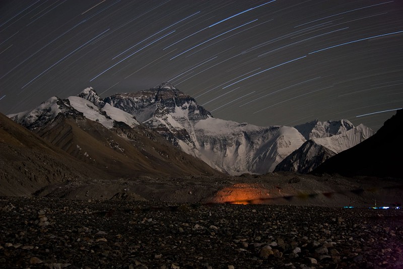 1 hour long exposure, North Face Everest  © Ice Nine