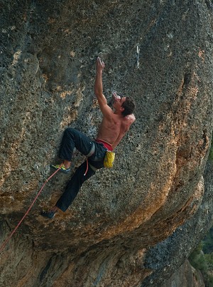 The Lapis excels on greasy pockets in Margalef, Spain.   © Adam Lincoln