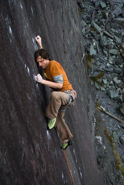 Pete Robins on the microscopically thin slab of The Very Big and The Very Small (F8b+)  © Mark Reeves